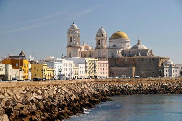 Paseo Maritimo De * Cádiz